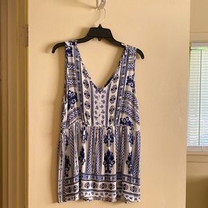 Signature Studio Sleeveless Tunic